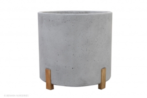 Concrete Tru planter with wooden feet, Grey