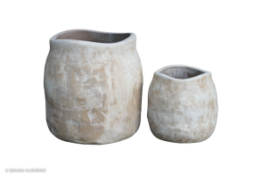 Terracotta URN Pot, Anterra
